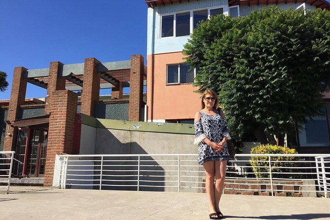 P. Neruda Museums: Isla Negra-La Sebastiana & Lunch F Valparaiso - Comfort, Convenience, and Extras