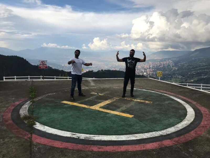 pablo, comuna 13 & cable car express tour - Who Is This Tour Best For?