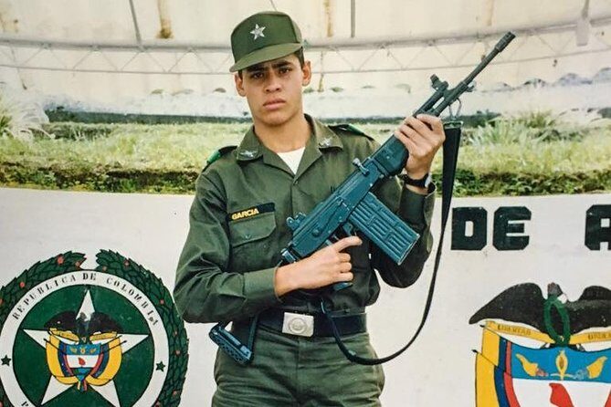 Pablo Escobar Museum and the new Medellin full day tour by Carlos the excop - A Deep Dive into the Full-Day Medellín Tour Led by Carlos