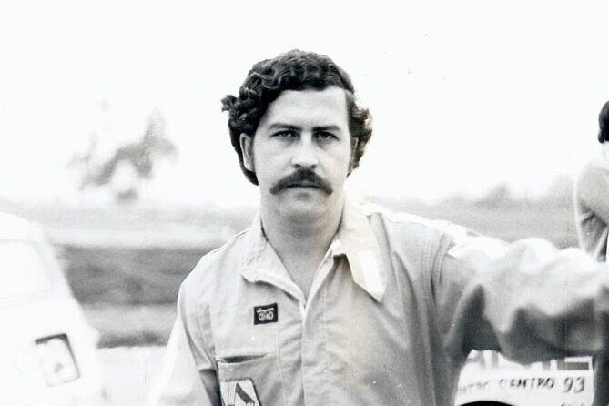 Pablo Escobar Tour between History and Museum in Medellin - Exploring the Pablo Escobar Tour in Medellín: A Journey Between History and Reflection