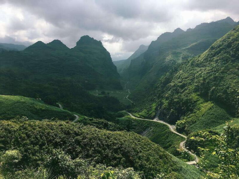 Package : Ninh Binh - Sapa - Ha Giang Loop Easy Rider 8D7N - An Authentic Ride Through Vietnam’s North: Ninh Binh, Sapa, and Ha Giang Loop