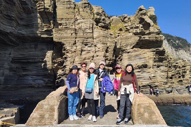 Package tour of All areas of Jeju Island-(East &South &West) - Jusangjeolli Cliffs: Nature’s Rock Art