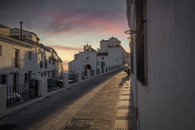 Paco de Lucías Legacy: Self-Guided Story Quest in Algeciras - Key Points