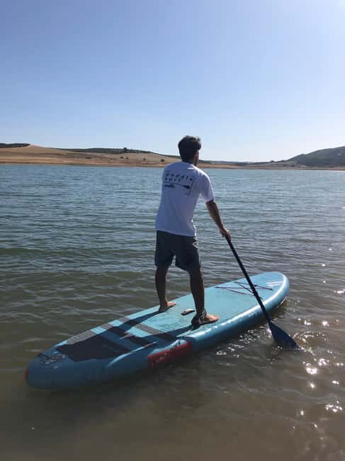 Paddle surfing routes and classes in Zahara de los Atunes - Who Should Consider This Experience?