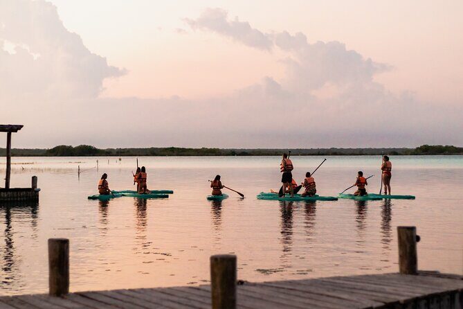 Paddleboarding and/or kayaking tour at sunrise in the lagoon of Bacalar - Exploring the Sunrise Tour in Bacalar: An In-Depth Look