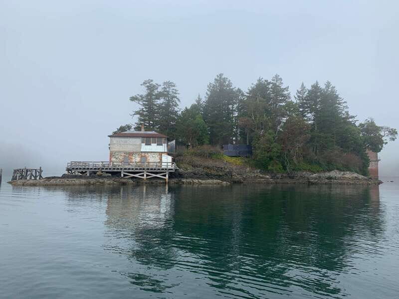 Paddling tour to the Historical Cole Island - Victoria BC - Key Points