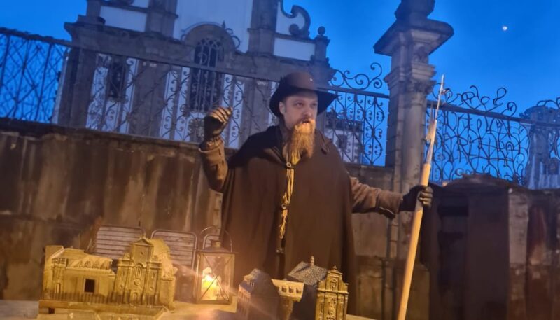 Paderborn: "Beschwipste" Nachtwächter-Führung (mit Umtrunk) - The Sum Up