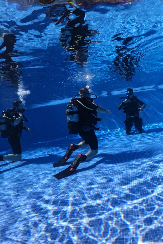 PADI ADVANCED OPEN WATER DIVER - An In-Depth Look at the PADI Advanced Open Water Diver Course in Gran Canaria