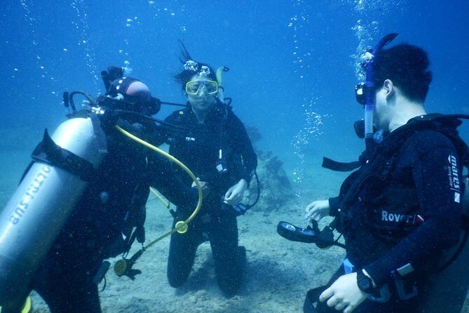 PADI Discover Scuba Diving - introduction program for beginners - Experience the Underwater World with the PADI Discover Scuba Diving Program in Nha Trang