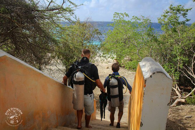 PADI Open Water Course in Curacao - An In-Depth Look at the PADI Open Water Course in Curacao