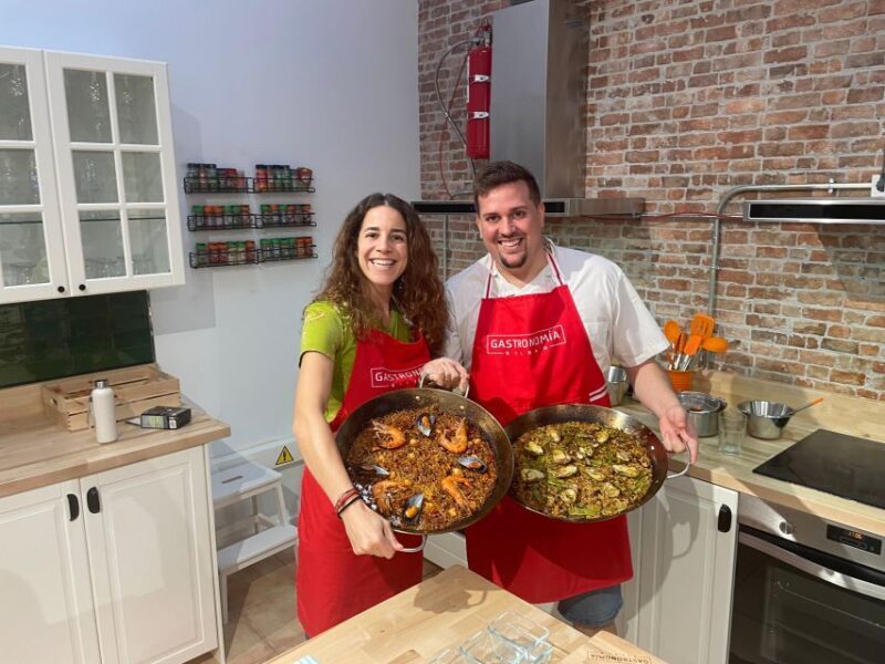 Paella Cooking Class with Sangria in Bilbao - How the Experience Unfolds