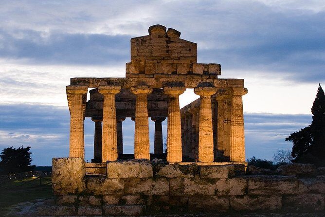 Paestum Private: Temples & Archaeological Museum with Your Local Archaeologist - The Experience Begins at the Archaeological Park of Paestum