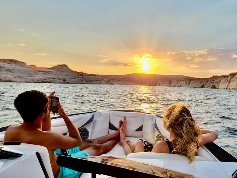 Page: Antelope Canyon Boat Tour with Lake Powell & Glen Dam - Discovering Antelope Canyon by Water: A Unique Perspective