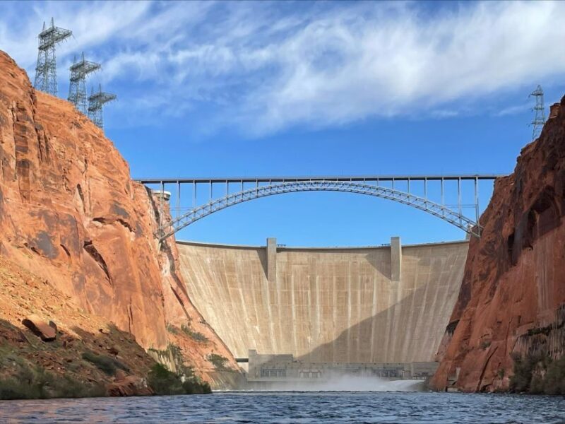 Page: Lake Powell Scenic Dam Cruise - Why the Glen Canyon Dam Cruise is Worth It
