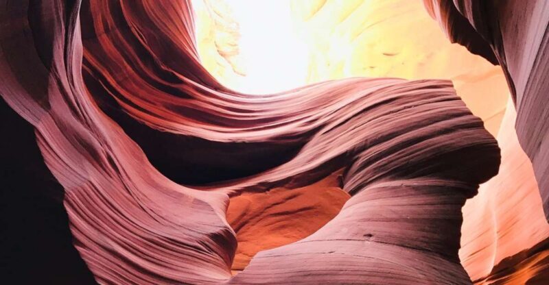 Page: Lower Antelope Canyon Entry and Navajo Guided Tour - Key Points
