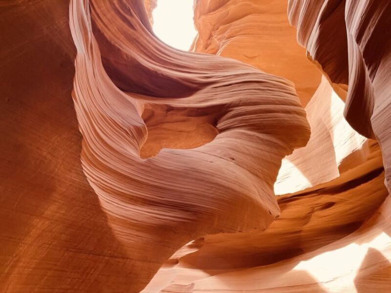 Page: Lower Antelope Canyon Tour with Trained Navajo Guide - A Close Look at the Lower Antelope Canyon Tour Experience