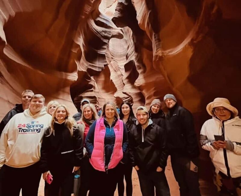 Page: Upper Antelope Canyon Tour with Horseshoe Bend Upgrade - The Journey Begins: Comfort and Convenience