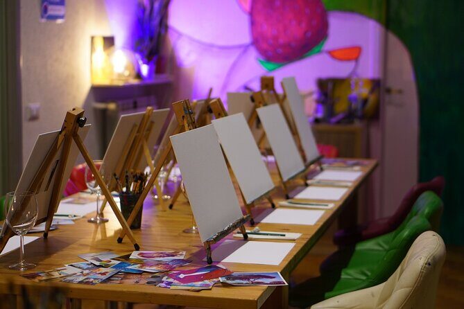 Paint n' Sip Rome - A Closer Look at the Experience