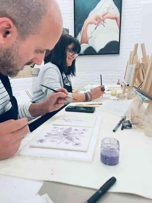 Paint Your Tile and Create Your Unique Piece in an Art Gallery in Lisbon - FAQs