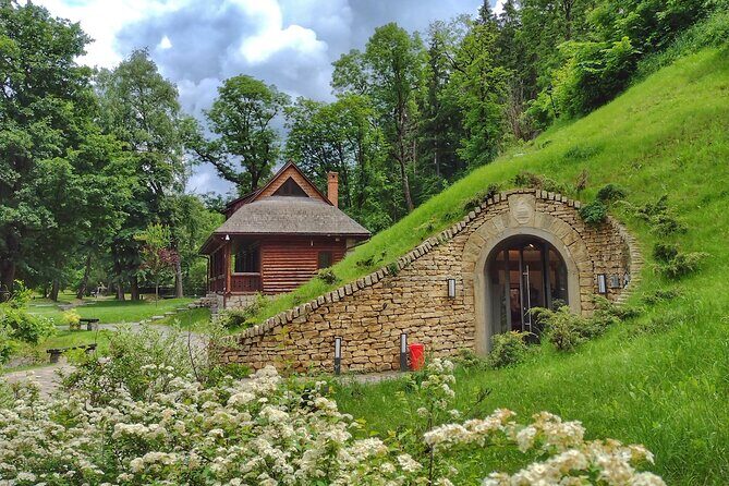 Painted Monasteries of Bucovina & Transylvania Citadels (4 days Private Tour) - What Makes This Tour Stand Out?