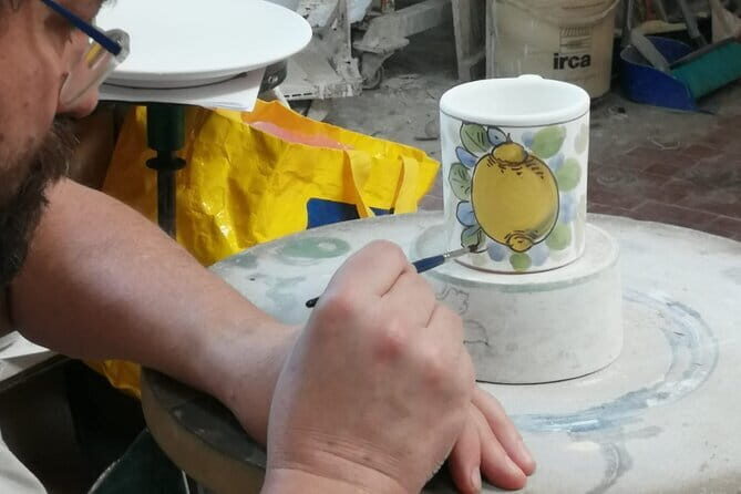 Painting Experience in Florence: Create Your Own Florentine Lily - FAQ