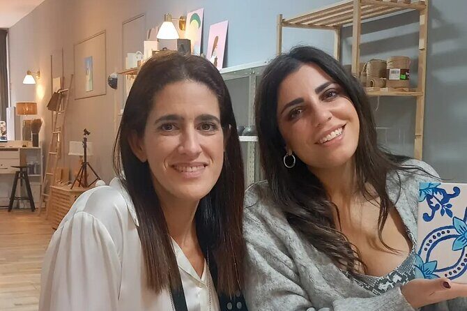Painting of tiles & cocktails in Baixa do Porto - The Practicalities: Booking, Duration, and Value