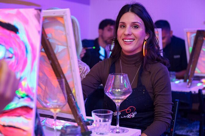 Painting party at Art Bottega - Paint & Wine Studio in Zagreb - Key Points