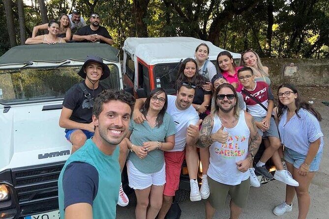 Palaces & Secret Beaches By Vintage Jeep & Good Vibes - Authentic Experiences and Local Vibes