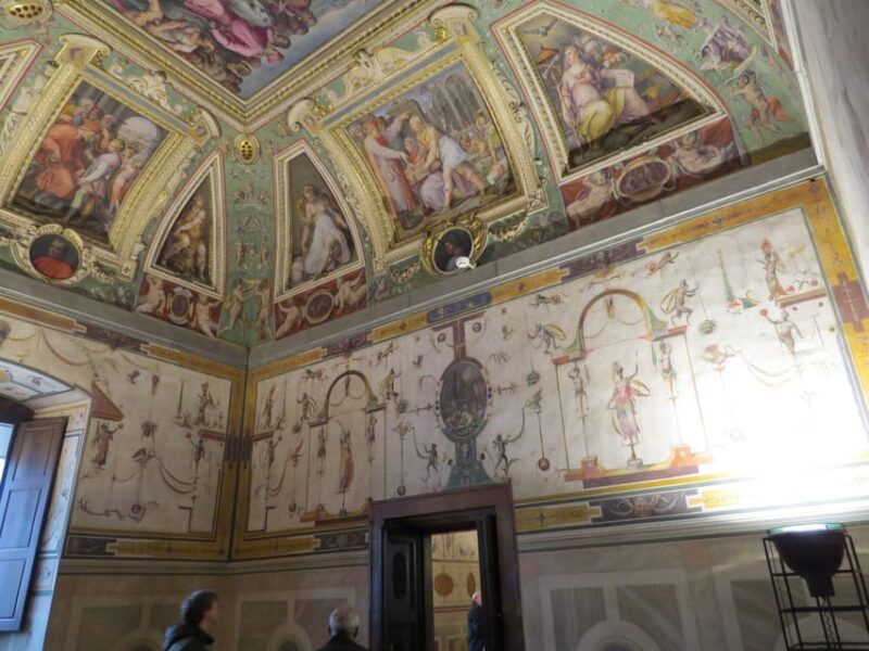 Palazzo Vecchio Secret Passages Tour & Lunch or "Gelato" - Frequently Asked Questions