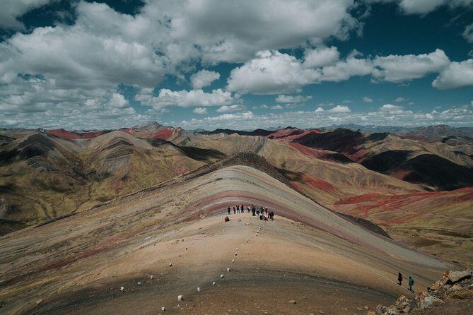 Palccoyo Rainbow Mountain tour in a group - A Deep Dive into the Palccoyo Rainbow Mountain Tour