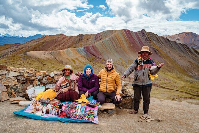 Palccoyo Rainbow Mountain Tour - Scenic Hike & Andean Lunch - Key Points