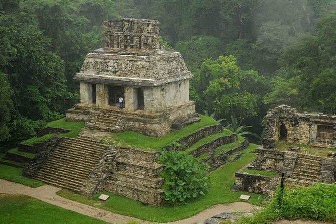 Palenque and Jungle Waterfalls from Tuxtla Gutierrez - FAQs