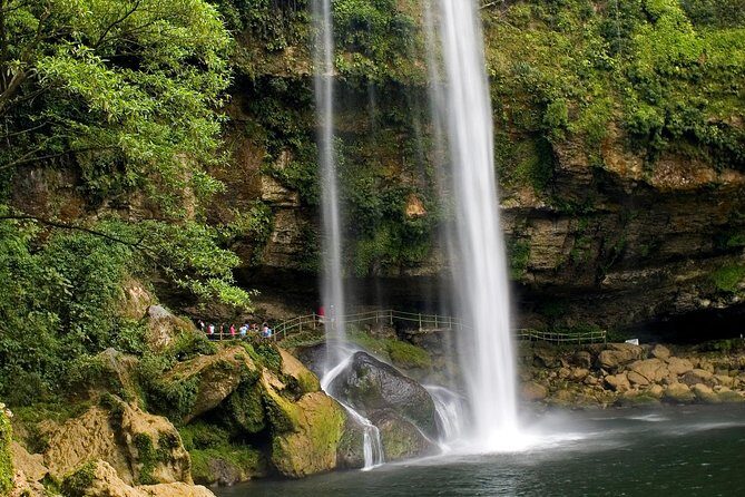 Palenque Mayan Ruins, Misol-Ha and Agua Azul Waterfalls Full Day Tour from Palenque - Agua Azul: Colorful Cascades in a Lush Setting