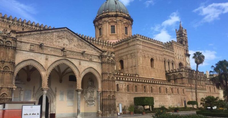 Palermo: Markets and Monuments City Center Walking Tour - Key Points