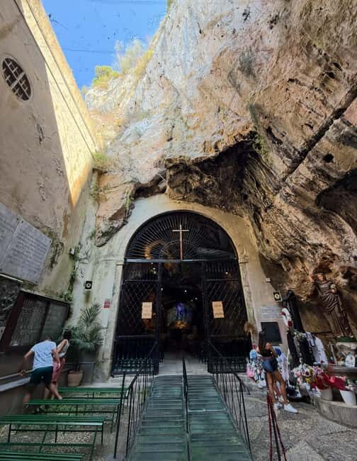 Palermo: Rotoli Cemetery and Santa Rosalia Sanctuary Tour - FAQ