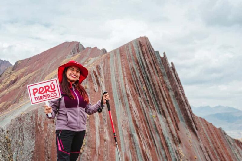 Pallaypunchu Rainbow Mountain | Buffet lunch + breakfast - Key Points