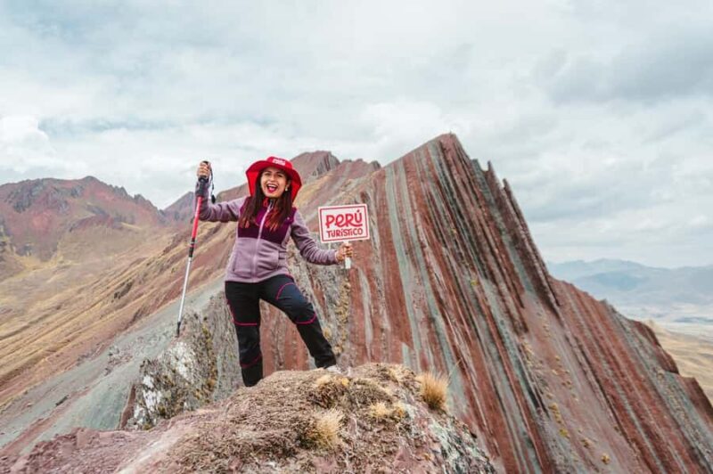 Pallaypunchu Rainbow Mountain | Buffet lunch + breakfast - A Detailed Look at the Pallaypunchu Rainbow Mountain Tour