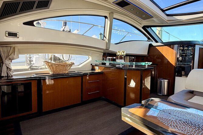 Palm Beach Luxury Yacht Cruises - FAQs