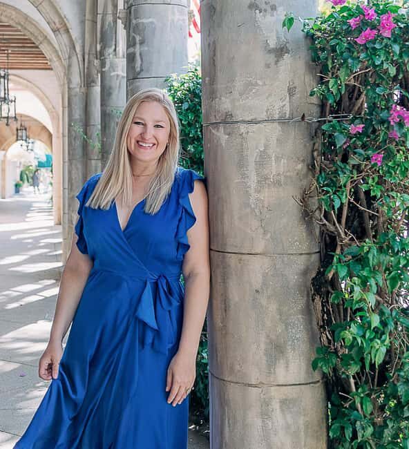 Palm Beach: Tour and Photoshoot along Historic Worth Avenue - Exploring Worth Avenue: A Walk Through Elegance and History