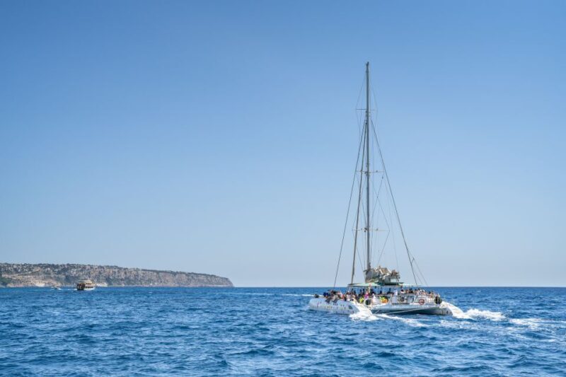 Palma de Mallorca: 5-Hour Catamaran Cruise with Lunch & Swim - The Sum Up