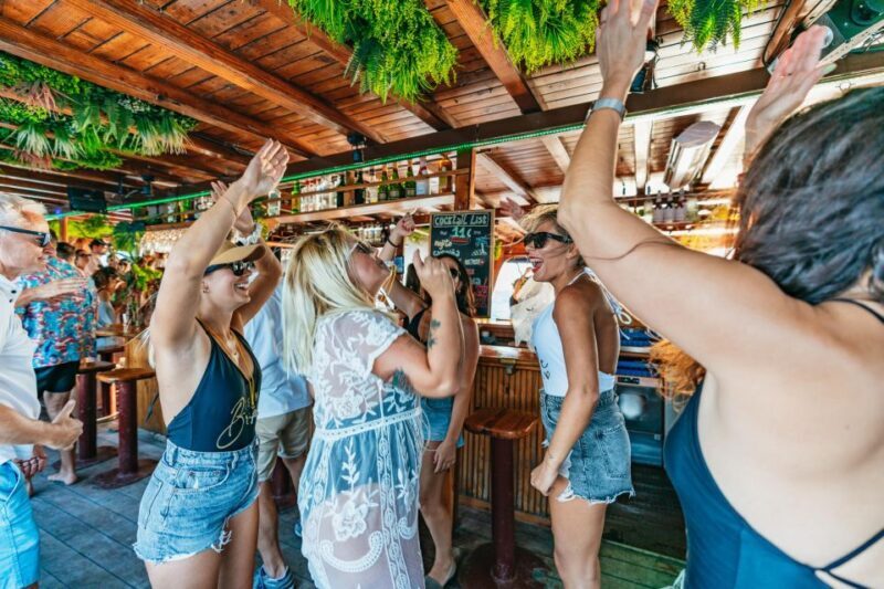 Palma de Mallorca: Daytime Boat Party with Live DJ - A Close Look at the Experience