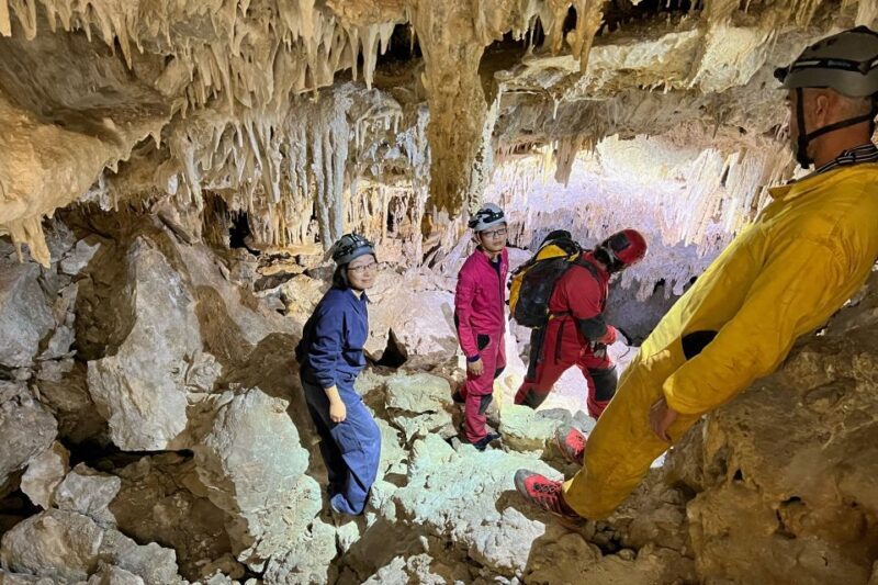 Palma de Mallorca: Es Marmols Cave Tour - Palma de Mallorca: Es Marmols Cave Tour – An Adventure in the Subterranean World