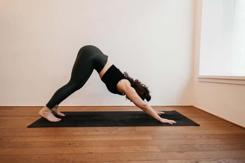 Palma de Mallorca: Yoga by the Sea EN/DE - An Authentic Beachside Yoga Experience in Mallorca