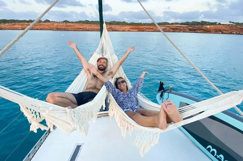 Palma: Private Half-Day Sailing Trip with Tapas & Drinks - Dining on Board: Tapas & Drinks