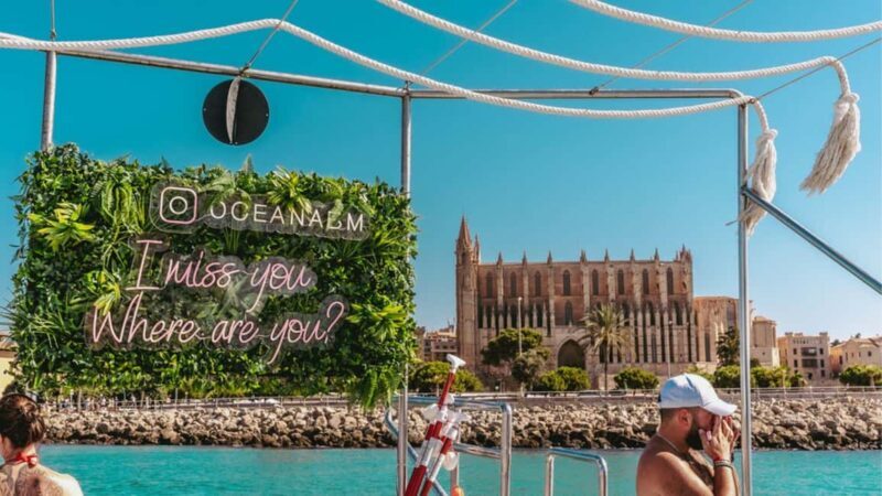 Palma: Punta Negra and Ses Illetes Boat Trip with Live Music - Palma: Punta Negra and Ses Illetes Boat Trip with Live Music