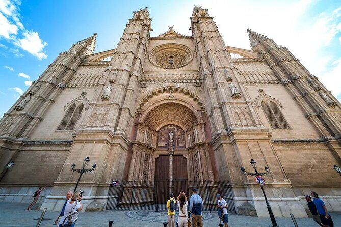 Palma tours with Cathedral and Valldemossa options - Transport and Group Size