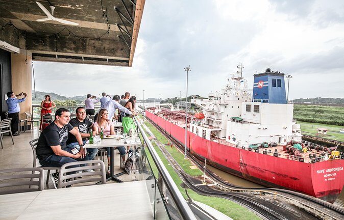 Panama Canal Partial Transit - What to Expect from the Panama Canal Partial Transit Tour