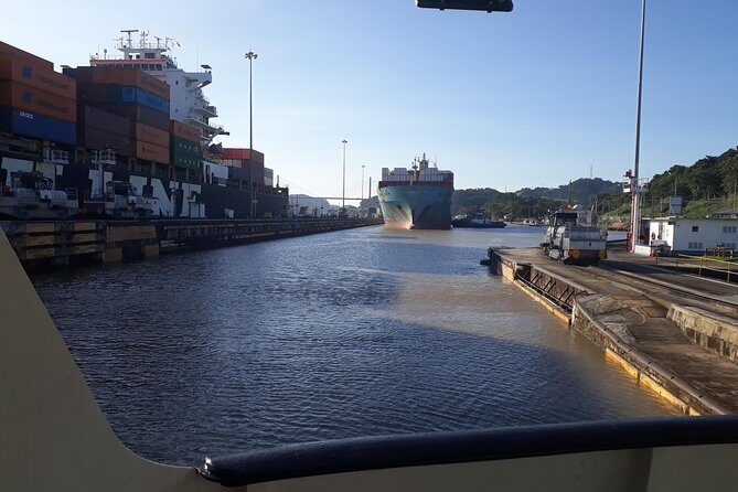 Panama Canal Partial Transit Tour from Panama City - FAQs