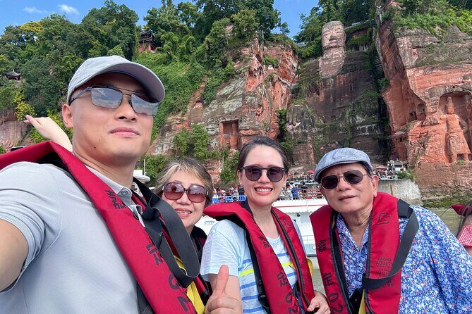 Panda and Leshan Buddha Private Tour - Detailed Tour Breakdown