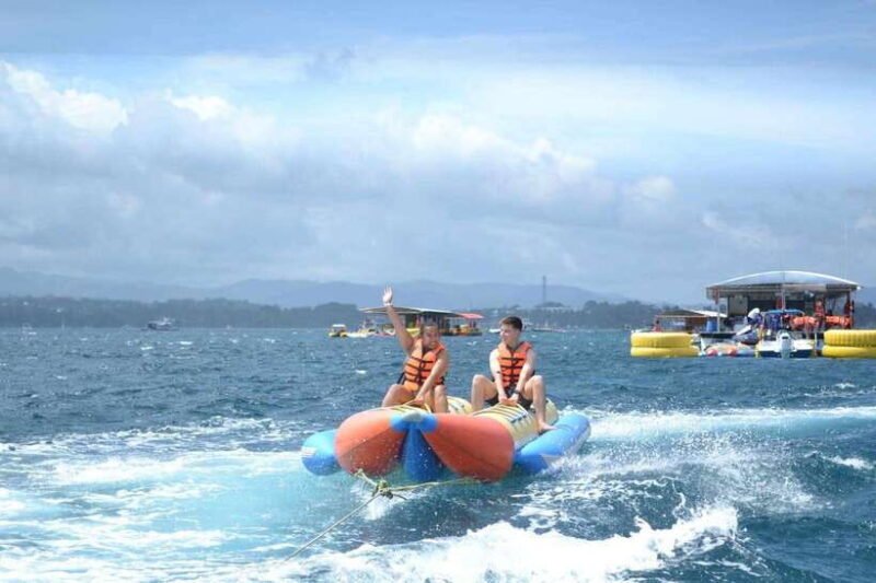Panglao: Banana Boat Ride Experience along Alona Beach - The Experience: A Deep Dive into the Banana Boat Adventure